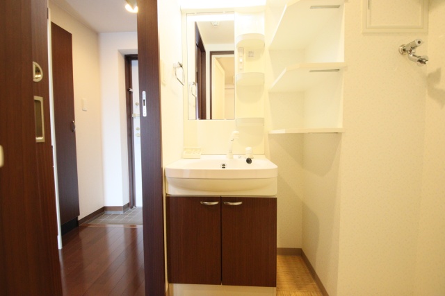 洗面設備　※別室の参考写真の為、現況優先です。