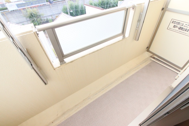 バルコニー　※別室の参考写真の為、現況優先です。