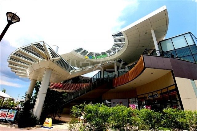 ショッピングセンター　越谷レイクタウン（ショッピングセンター）まで1458m