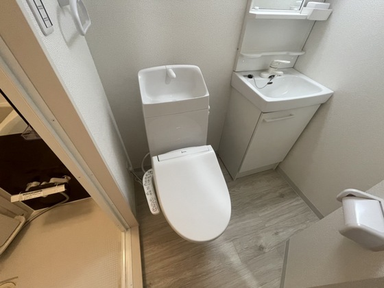 トイレ　※別部屋の写真です