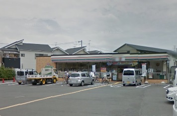 コンビニ　セブンイレブン 堺深井東町店（コンビニ）まで331m