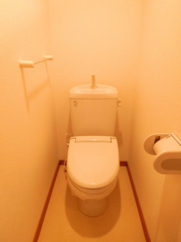 トイレ　トイレもきれいです