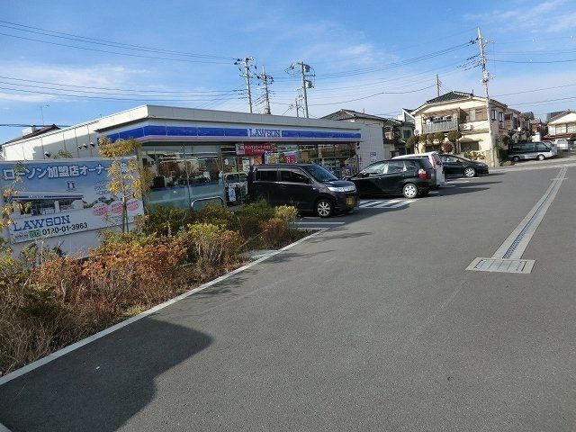 コンビニ　ローソン三郷天神一丁目店（コンビニ）まで592m
