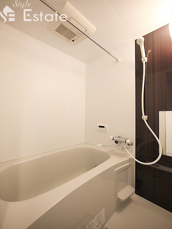 バス・シャワールーム　バスルーム