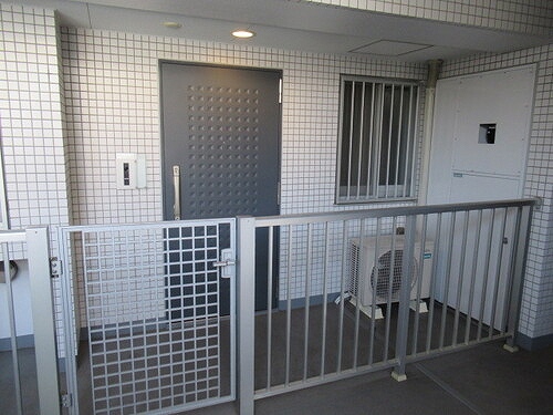 玄関　玄関ポーチ