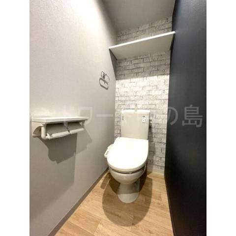 トイレ　詳細は、ウィンドワード中の島店までご相談下さい。