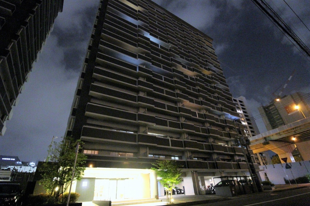 建物外観　人気の大手町エリア。大手町のお部屋探しと言えばこちらです。