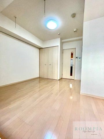 居室・リビング　※同タイプの別のお部屋です。