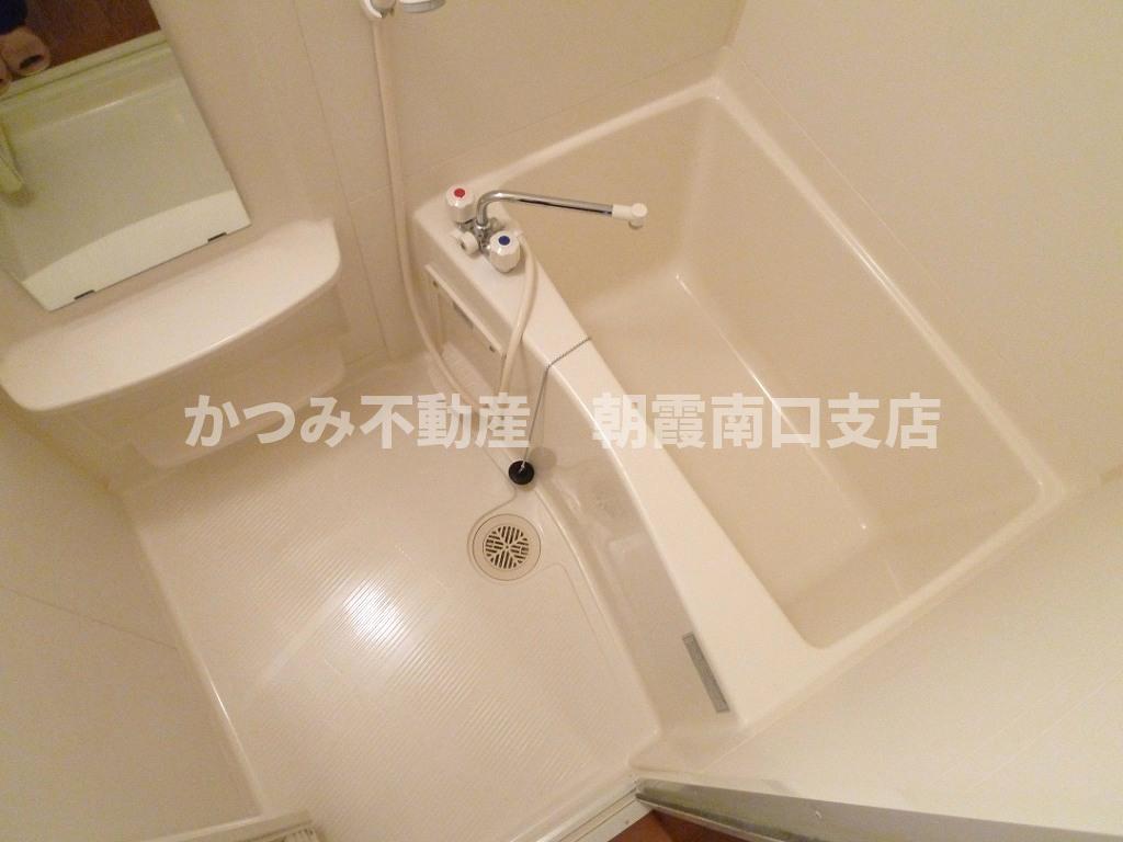 バス・シャワールーム　同物件別号室参考写真