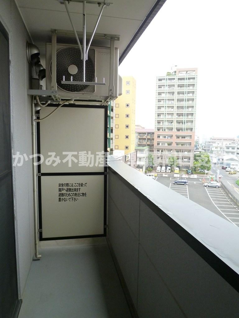 バルコニー　同物件別号室参考写真