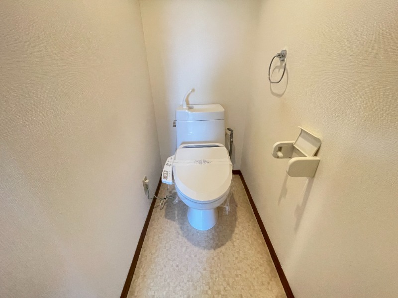 トイレ　別部屋写真