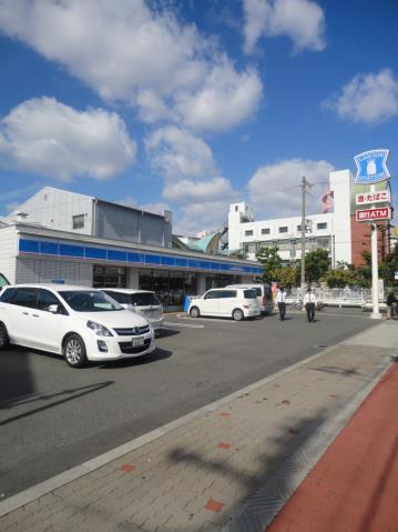 コンビニ　ローソン生野舎利寺店（コンビニ）まで99m