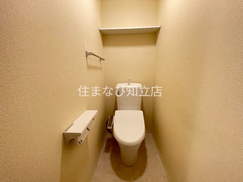 トイレ　反転同型タイプ