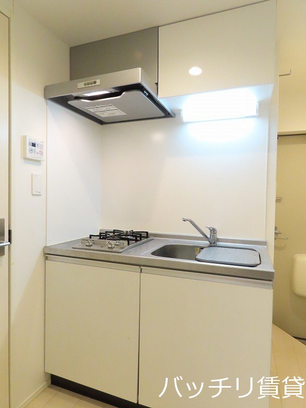 キッチン　同型タイプの為、現状を優先致します。