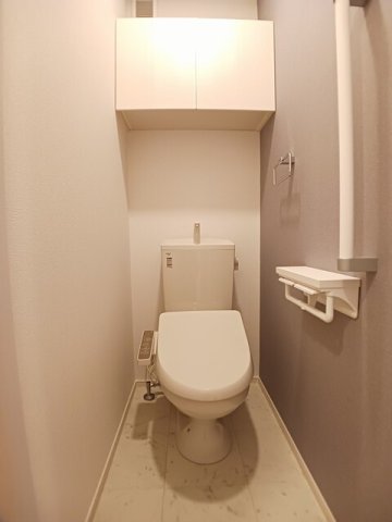 トイレ　シンプルで使いやすいトイレです