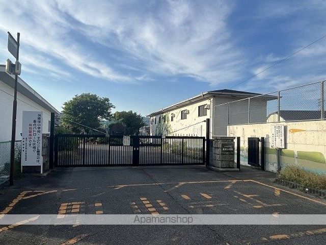 小学校　たつの市立小学校揖保小学校（小学校）まで2776m