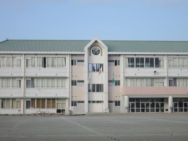 小学校　市立宮郷第二小学校（小学校）まで1300m