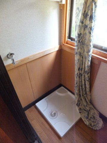 その他　洗濯機置き場