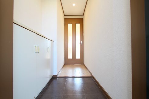玄関　※同タイプ・大型リフォーム実施事例