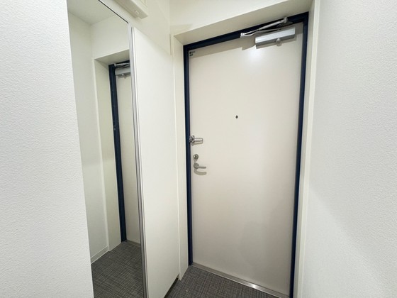 玄関　※別部屋の写真です