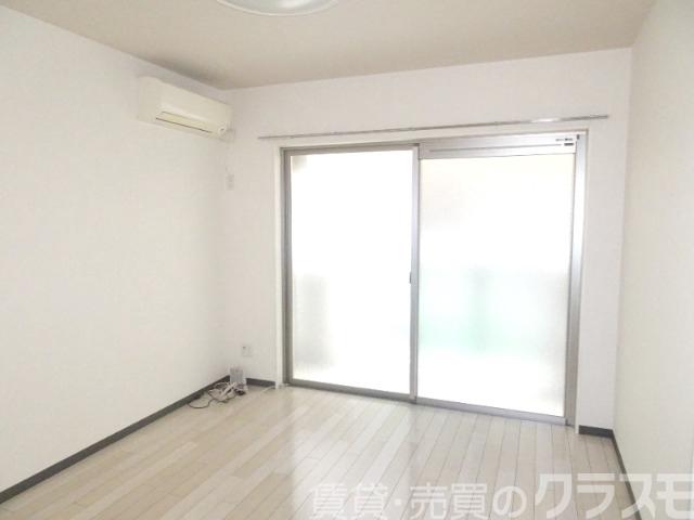 居室・リビング　明るいお部屋です♪
