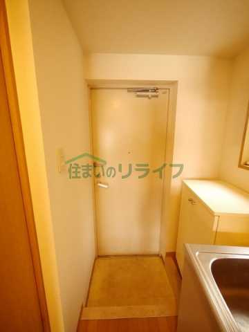 玄関　同タイプ別部屋参考写真となります。