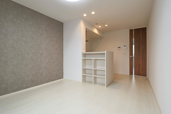 居室・リビング　同じ建物の別のお部屋