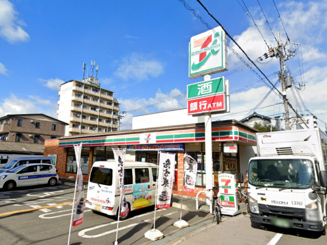 コンビニ　セブンイレブン大阪加美東4丁目店（コンビニ）まで212m