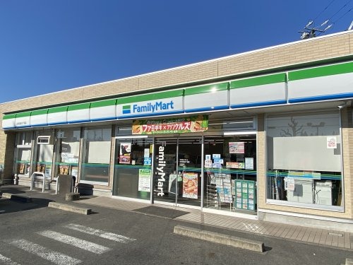 コンビニ　ファミリーマート三好丘旭3丁目店（コンビニ）まで461m