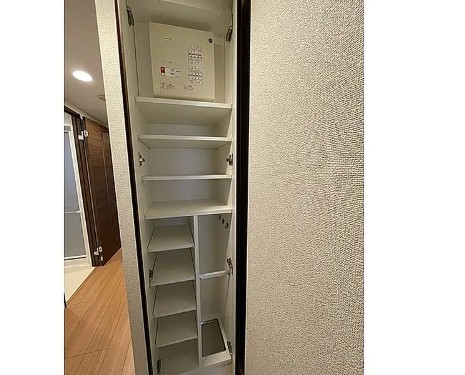 収納　写真は同タイプ住居です。