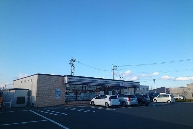 コンビニ　セブンイレブン 亘理東郷店（コンビニ）まで1300m