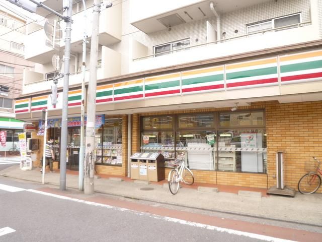 コンビニ　セブンイレブン（コンビニ）まで188m