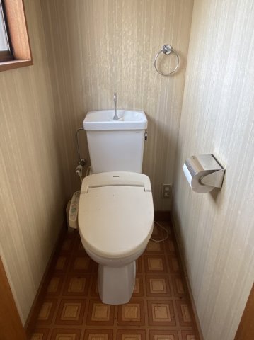 白鷹町荒砥貸家のトイレ写真