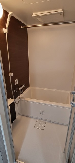 バス・シャワールーム　※別部屋参考写真
