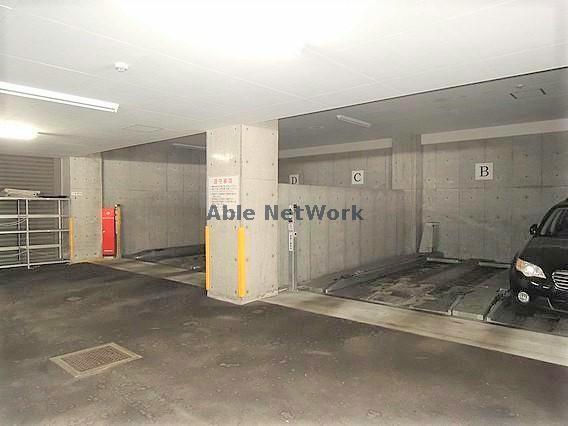 駐車場　駐車場