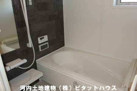 バス・シャワールーム　類似室内
