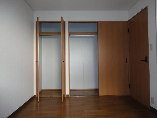 収納　クローゼット