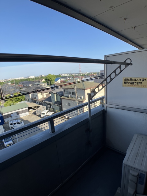 小田急小田原線 本厚木駅 バス乗車時間：7分 最寄りバス停で下車 徒歩3分 6階建 築37年の内装写真