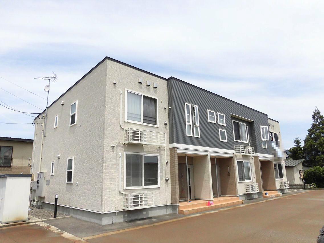 ＪＲ奥羽本線 大曲駅 バス乗車時間：8分 最寄りバス停で下車 徒歩5分 築18年