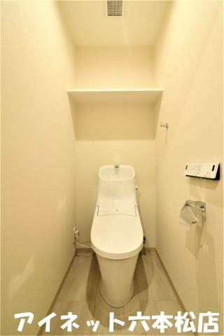 地下鉄七隈線 賀茂駅 徒歩1分 6階建 築7年のトイレ写真
