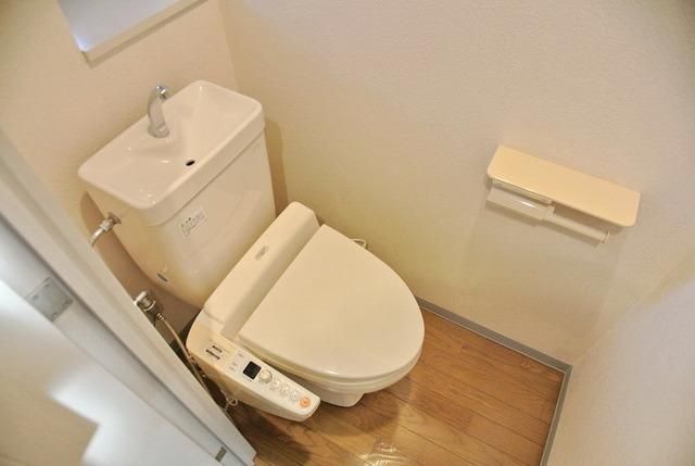 トイレ　☆温水洗浄便座☆