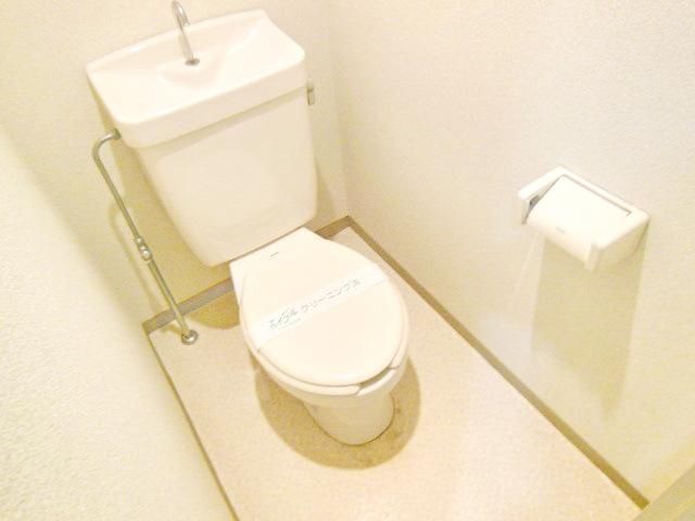トイレ　★お部屋探しは株式会社タウンハウジング東京まで★