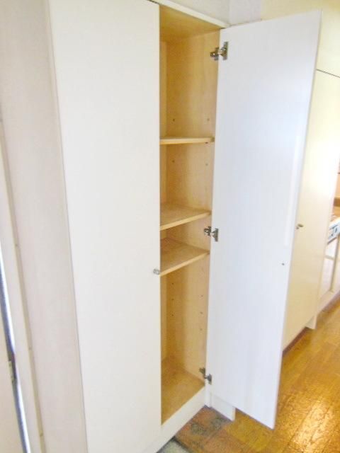 玄関　★お部屋探しは株式会社タウンハウジング東京まで★