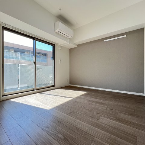 居室・リビング　同仕様タイプです