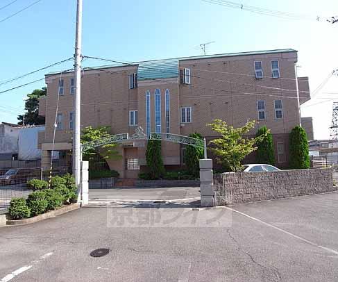 建物外観　ＮＴＴフレッツ光対応済！