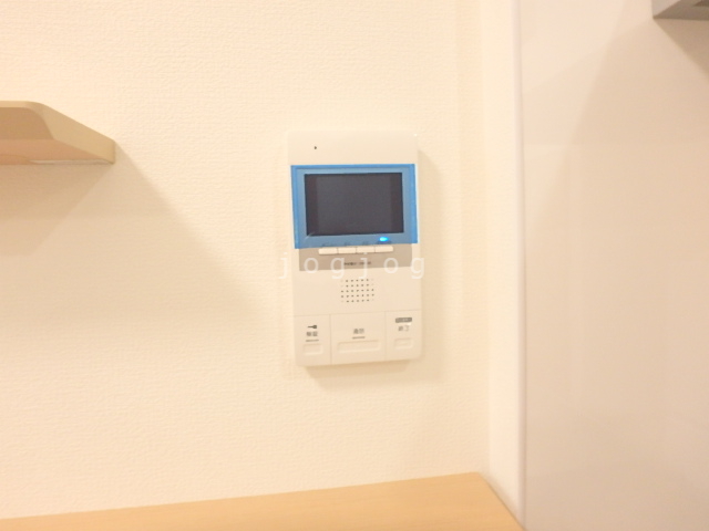 セキュリティ　モニター付きインターホンで来客確認も安心です！