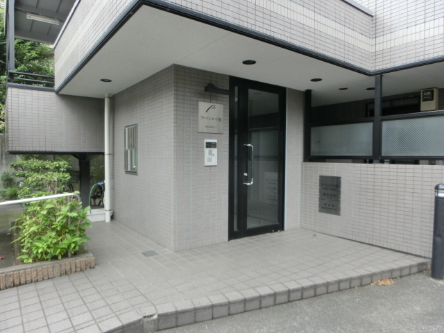 エントランス　安心のオートロック付☆エントランス♪