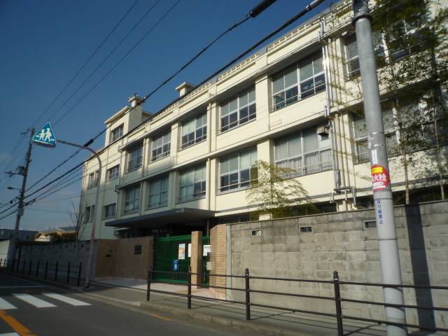 小学校　大阪市立西淡路小学校（小学校）まで350m