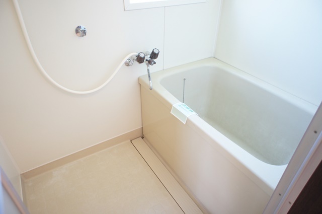 バス・シャワールーム　図面と現状に相違がある場合には現状を優先