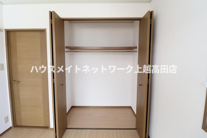 収納　クローゼット
